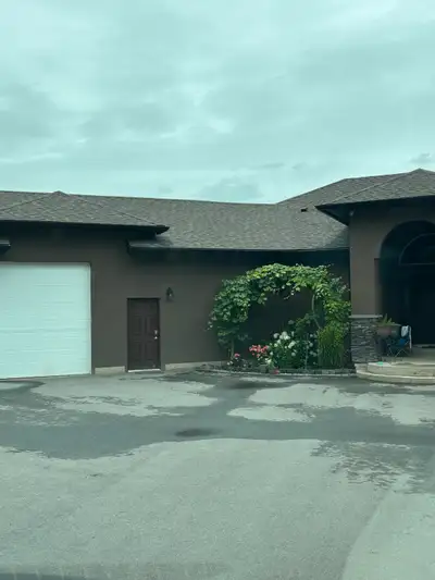 Large Room for Rent