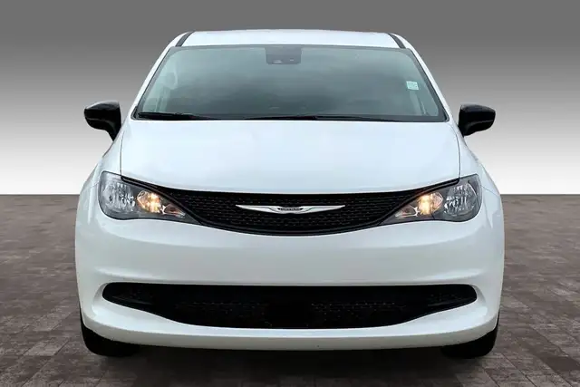 2024 Chrysler Grand Caravan SXT in Cars & Trucks in Edmonton - Image 4