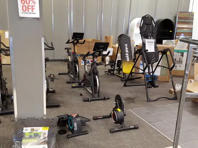 Liquidation Household Items To Donate in Other in City of Toronto - Image 4