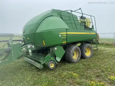 Bale Count: 31591 3X3, Tandon Axle, Precutter, Auto Greaser, Roller Chute, Bale Drop Sensor ________...