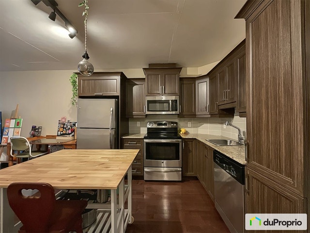 $348,800 - Condominium in Ville-Marie (downtown, old Mtl) — photo 3