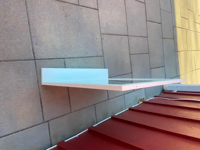 Mirror - wall mounted with shelf in Home Décor & Accents in Markham / York Region - Image 4