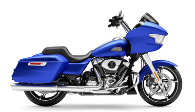 With a liquid-cooled Milwaukee-Eight 117 motor, selectable ride modes, ride-tuned suspension and the...