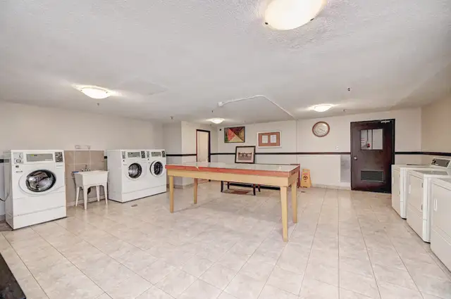 New Hamburg 1 Bedroom Apartment for Rent: in Long Term Rentals in Kitchener / Waterloo - Image 20