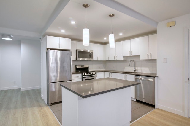 3460 Rue Durocher — photo 1