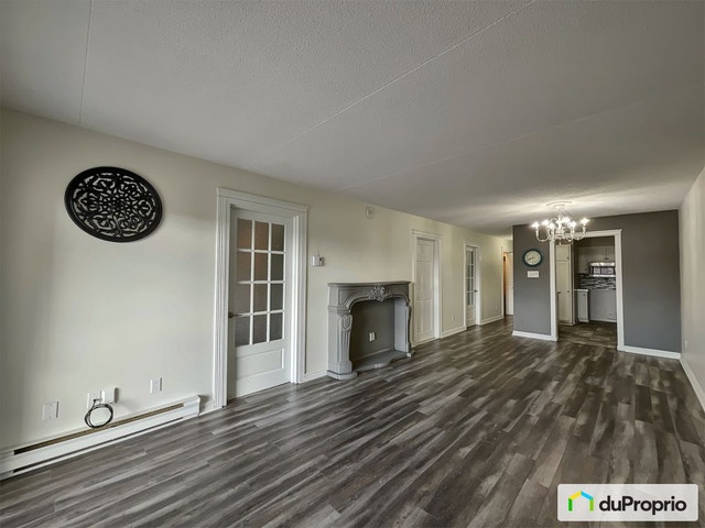 $324,900 - Condominium for sale in St-Jérôme (St-Jérôme) — photo 1