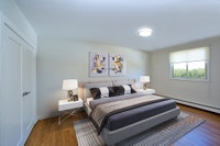 PERFECT FOR MATURE ACTIVE ADULTS, RETIREES AND SENIORS! SPACIOUS 1 BEDROOM APARTMENT FOR RENT IN OWE... (image 5)