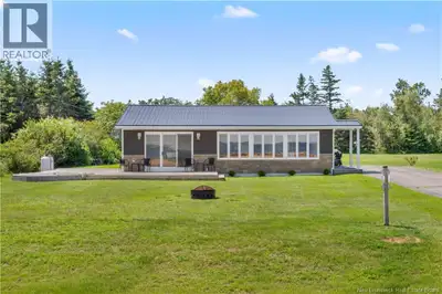 Your dream cottage awaits in the quiet area of Grande-Digue. Newly renovated home in the last two ye...