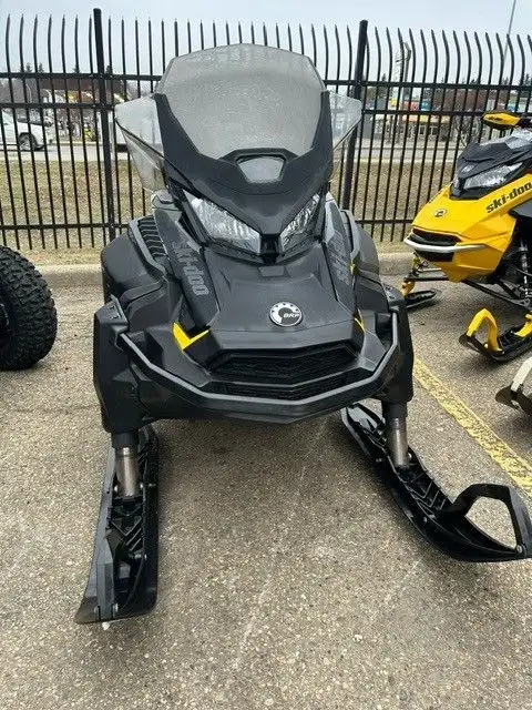2023 Ski-Doo Tundra LT 600 ACE in Snowmobiles in St. Albert - Image 2