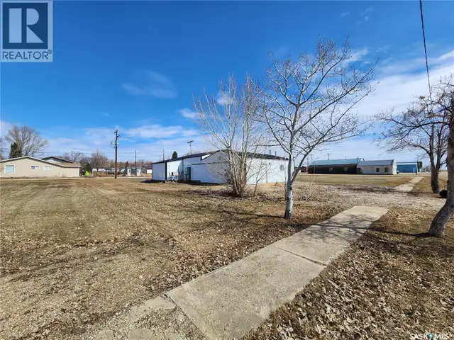 303 N Railway AVENUE Morse, Saskatchewan in Commercial & Office Space for Sale in Moose Jaw - Image 6