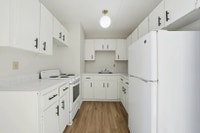 Amenities: Quiet Building • Air Conditioning • In-suite Storage Suite & Building: Spacious one-bedro... (image 8)