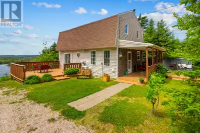 Beautiful waterfront property on Pioneer Line, Salmonier! This picturesque property, situated on an...