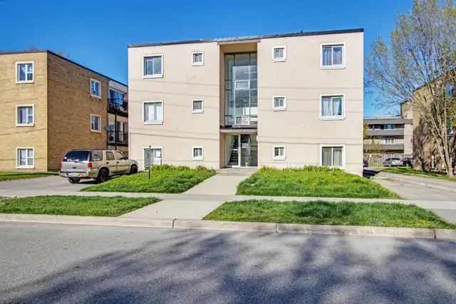 Charming 2 Bedroom Apartment for Rent in Whitby in Long Term Rentals in Oshawa / Durham Region - Image 2