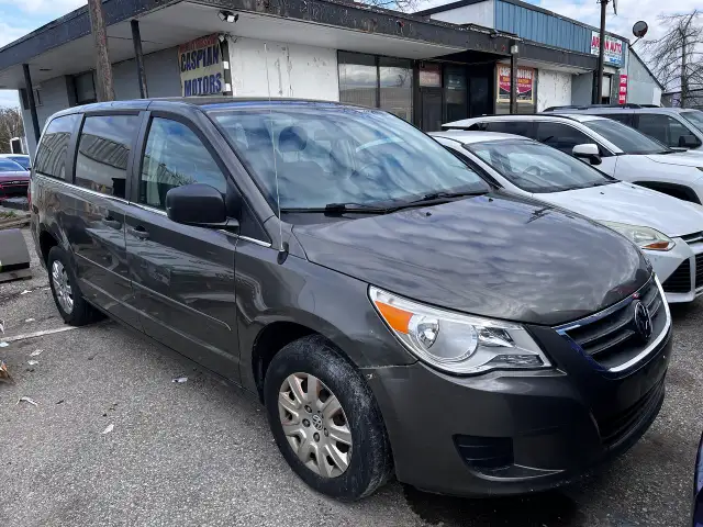 2010 Volkswagen Routan