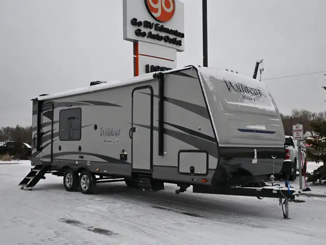 2019 Wildcat 245RGX in Travel Trailers & Campers in St. Albert - Image 2