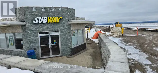 A - 10 MAIN STREET Wasaga Beach, Ontario in Commercial & Office Space for Rent in Oakville / Halton Region - Image 4