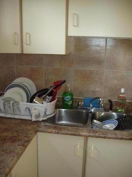 Basement suite, 2 bed- Bank View -including utilities $1190.0 3