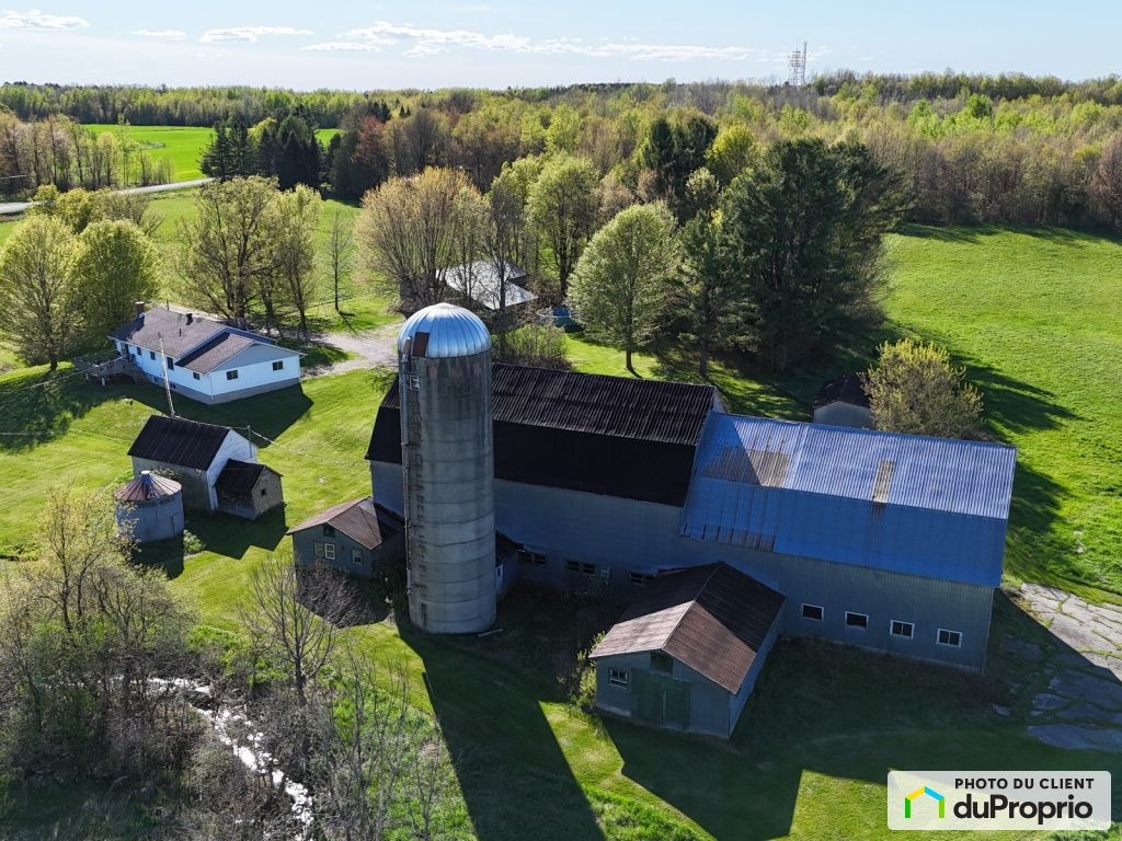 $1,095,000 - Acreage / Hobby Farm / Ranch for sale in Durham-Sud — photo 2