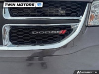 Looking for a reliable, feature-packed family minivan that's perfect for busy parents and growing fa... (image 8)