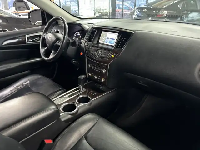 2014 Nissan Pathfinder 2WD 4dr SL in Cars & Trucks in Longueuil / South Shore - Image 11