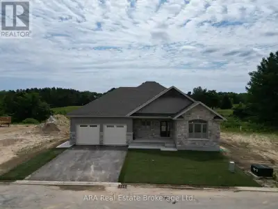 Scenic Views from Bungalow with Pond and Green Directly Behind Randle Run #5 Green - This beautifull...
