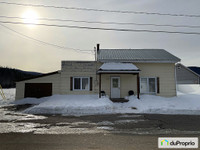 150 000$ - Maison à un étage et demi à vendre à Petit-Saguenay