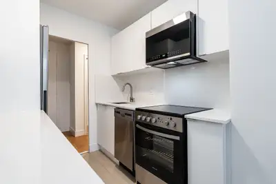 renovated one bedroom - ID 3052, View more