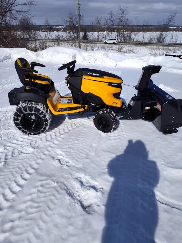 Cub Cadet — Tractor + Snowblower Package in Lawnmowers & Leaf Blowers in Ottawa - Image 2