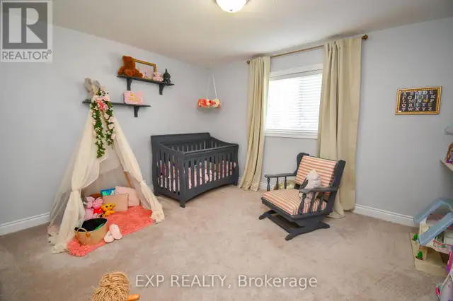 452 GREENWOOD DRIVE Essa (Angus), Ontario in Houses for Sale in Barrie - Image 30