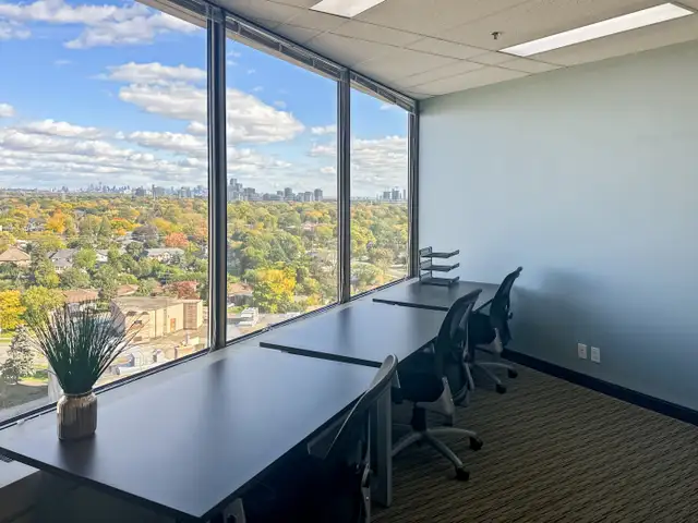 Office space for rent for 1 person in Etobicoke Toronto in Commercial & Office Space for Rent in City of Toronto - Image 8