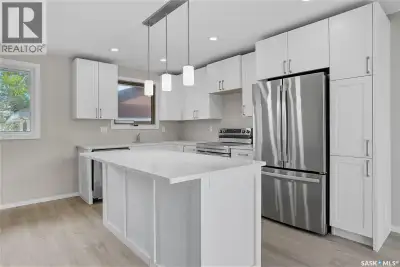 Welcome to this completely renovated 1,300 sq. ft. four-level split in Uplands, offering modern fini...