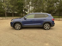 // ACCIDENT FREE!! // This 2023 Volkswagen Taos Comfortline 4WD is a smart SUV for daily life in Cay... (image 9)