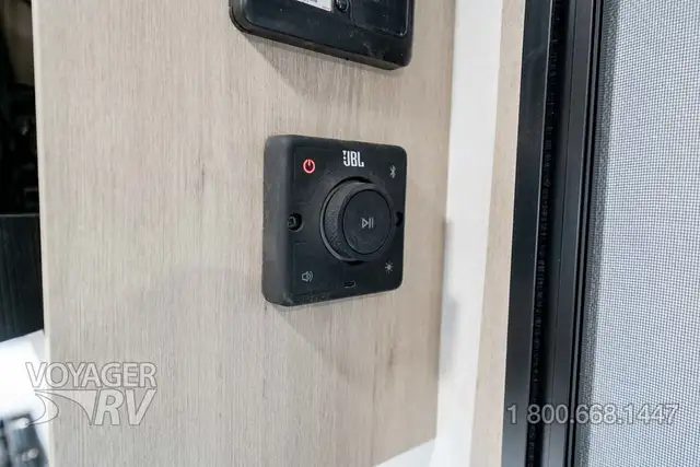 2026 Grand Design Imagine XLS 25RLE in Travel Trailers & Campers in Kelowna - Image 37