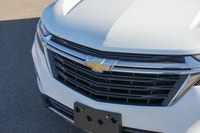 Ready for every journey, this 2022 Chevrolet Equinox LT Sport Utility in stunning Summit White is de... (image 8)