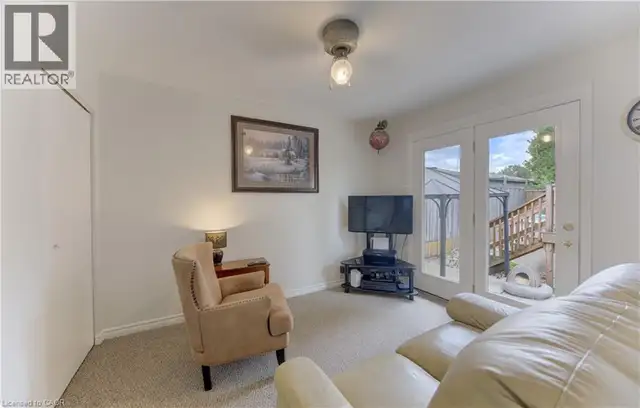 144 HOLBORN Drive Kitchener, Ontario in Houses for Sale in Kitchener / Waterloo - Image 18