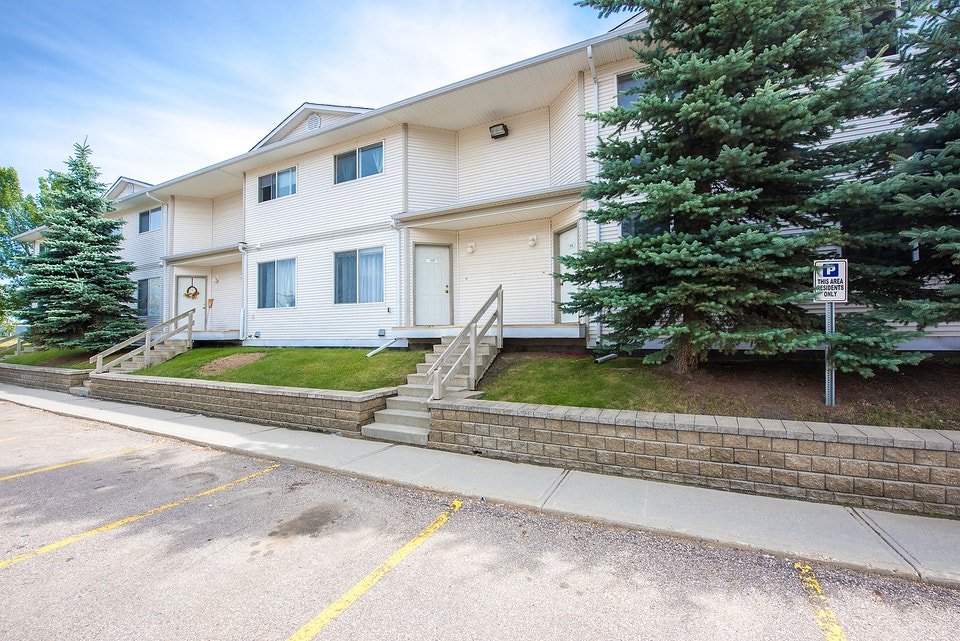 Grove Estates - Townhome House for Rent 4