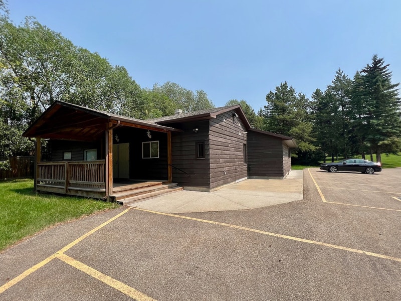 Build to Suit Acreage Rental in Sherwood Park! 2.64 Acres Long Term