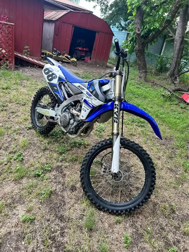 2016 YAMAHA YZ450F-FINANCE AVAILABLE!  in Dirt Bikes & Motocross in Dartmouth - Image 2
