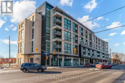 Welcome To This Stunning Condo In The Highly Coveted Maple Leaf Community! Featuring 2 Bedrooms & 2...