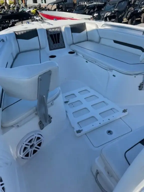 2023 Scarab 222 Fisherman in Powerboats & Motorboats in Trenton - Image 7