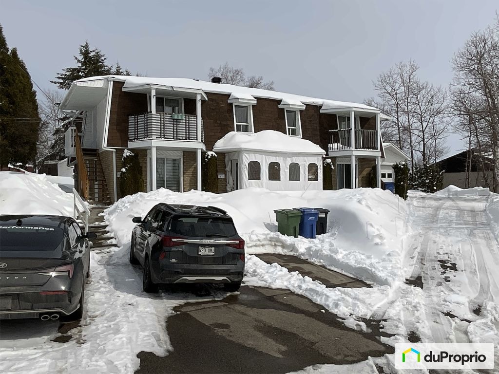 $575,000 - Quadruplex for sale in Chicoutimi (Chicoutimi) — photo 2
