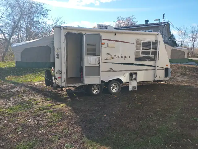 Location de roulotte à louer in RVs & Motorhomes in Laval / North Shore - Image 12