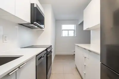renovated one bedroom - ID 3052, View more