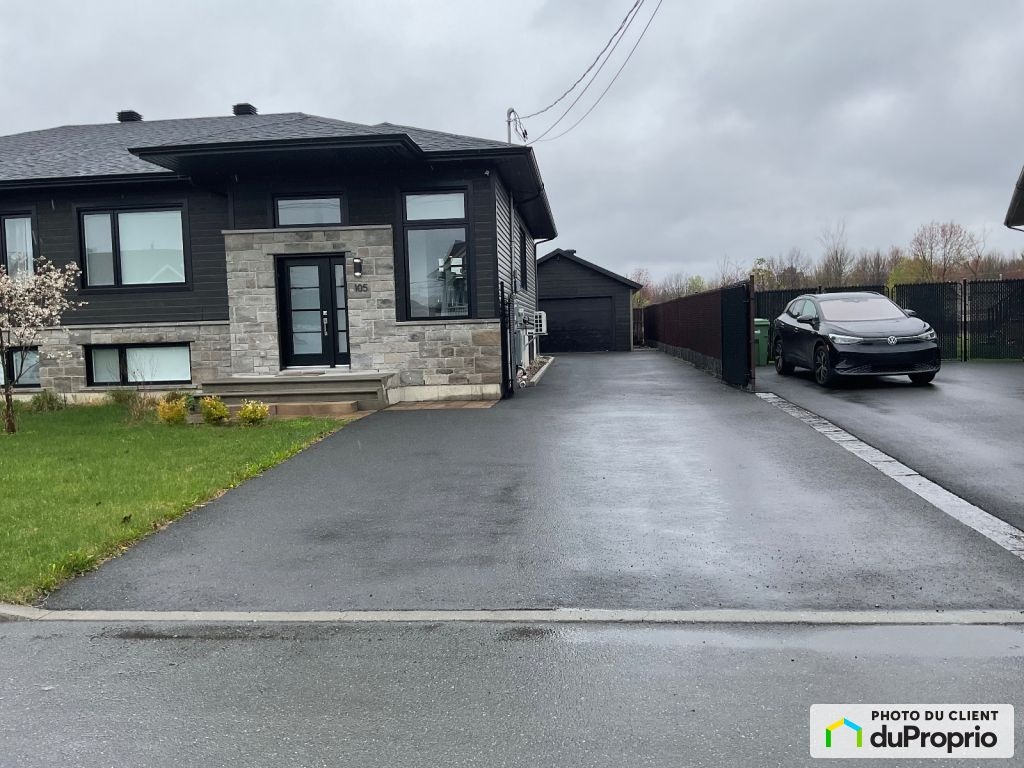 $450,000 - Semi-detached in Drummondville (St-Nicéphore) — photo 1