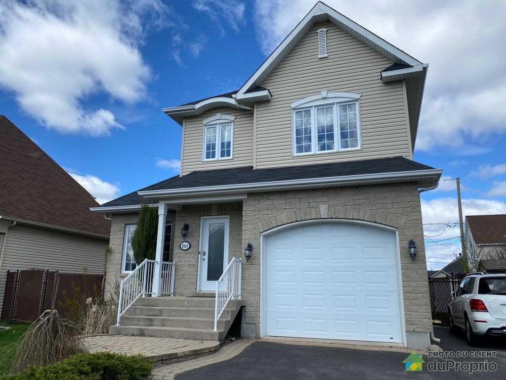 $735,000 - 2 Storey for sale in Repentigny (Repentigny) — photo 1