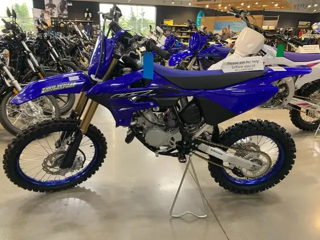 2024 Yamaha YZ85LW 2024 YZ85LWRL BIG WHEEL LARGE WHEEL 85 in Dirt Bikes & Motocross in Guelph - Image 4