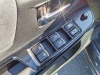 • Power_Steering • Power_Brakes • Power_Windows • Power_Mirrors • Power_Locks • Keyless_Entry • Air_... (image 9)
