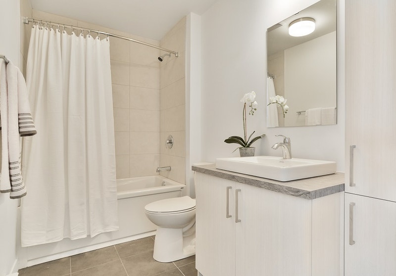 Delson 3 1/2 Tout inclus Garage disponible Locations longue