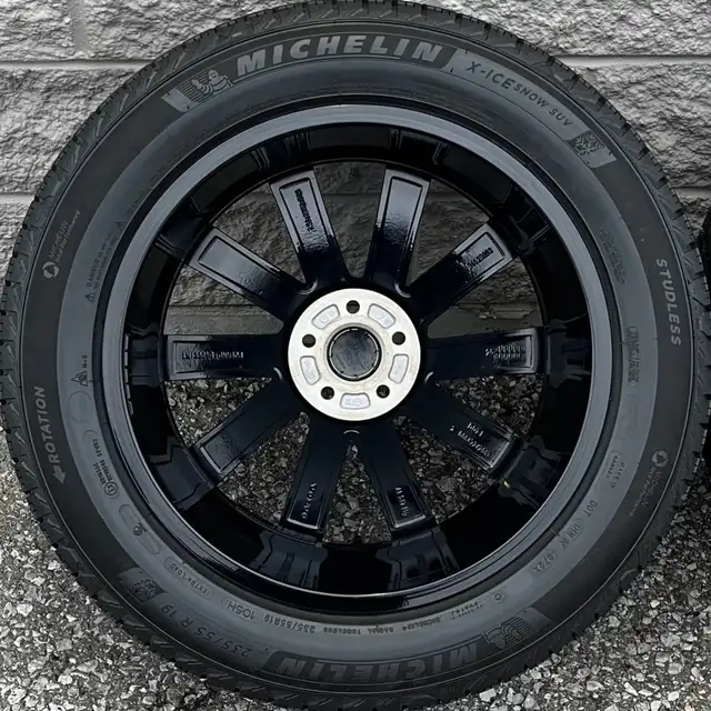 (97%) 4x Volvo XC60 19" OEM Winter Wheels Package in Tires & Rims in City of Toronto - Image 7