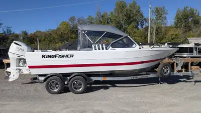 Marsh's Marina 2026 Kingfisher Escape 2025 Sport Welded Plate Aluminum Fishing Boat powered by a Suz...